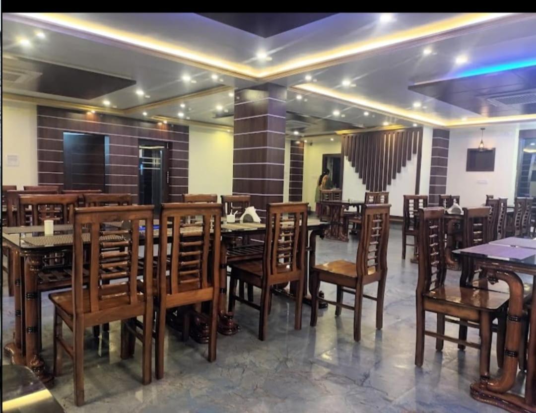 Prince Palace Jhargram Exterior photo